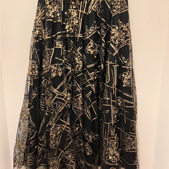 Making the Cut Season 2 Episode 7 Winning Look Andrea's Sequin Skirt NWT Size S - Picture 11 of 14